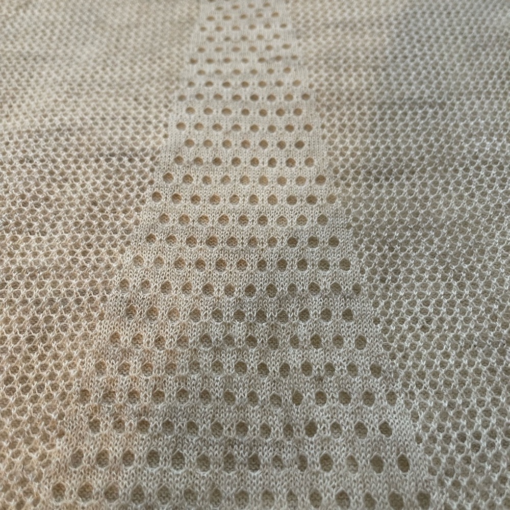 Lululemon cream sweater - Picture 5 of 7